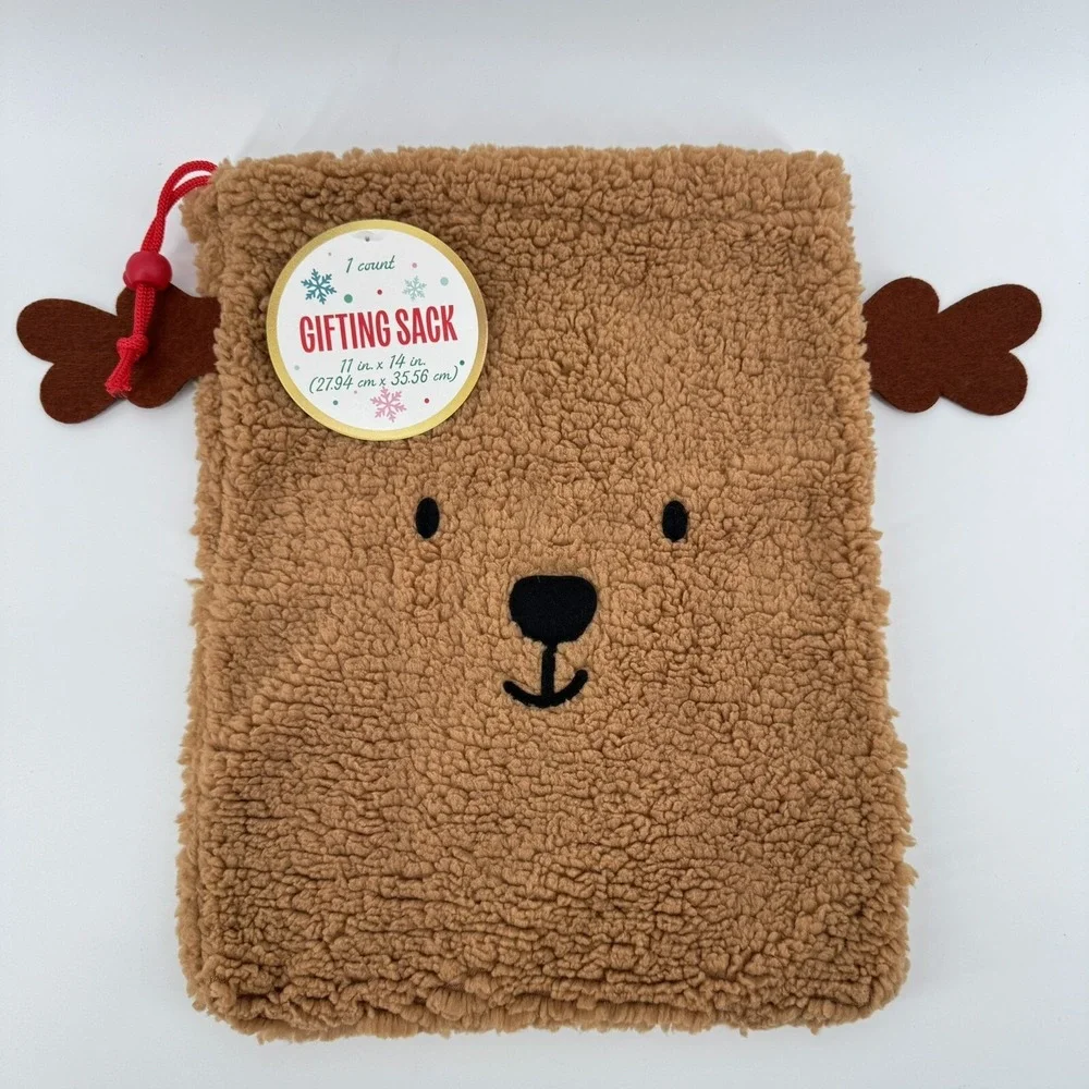 New! Target Bullseye Playground Reusable Fabric Reindeer Gifting Sack 11